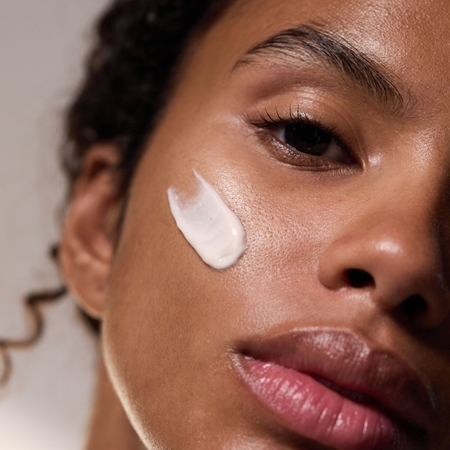 Dr. Hauschka Facial Care Firming Mask kiinteyttävä naamio kasvoille