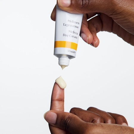 Dr. Hauschka Facial Care Melissa Day Cream crema de zi cu melissa