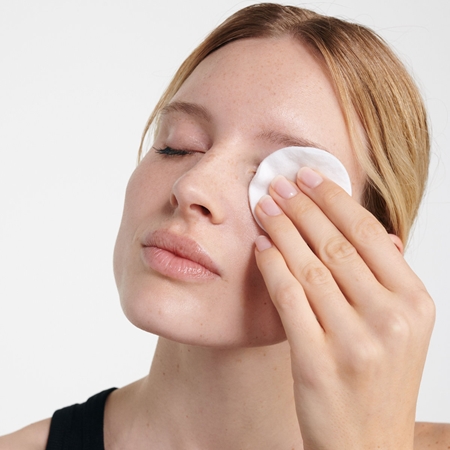 Dr. Hauschka Clenasing And Tonization Eye Make-up Remover demachiant petru ochi sensibili