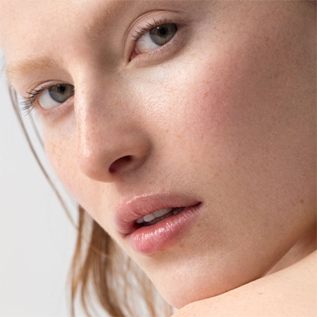 Dr. Hauschka Make-Up Colour Correcting Powder poudre compacte