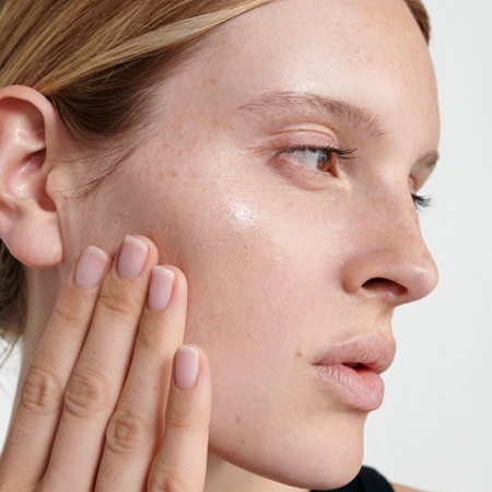 Dr. Hauschka Facial Care Tinted Day Cream tonujący krem nawilżający na dzień