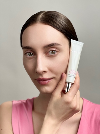 Dr Irena Eris Sensi Science Ultra Comforting Moisture Cream Day & Night creme hidratante antirrugas para pele sensível