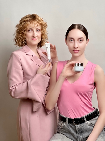 Dr Irena Eris Sensi Science Redness Control Anti-Aging Day Cream intenzivní vyhlazující denní krém proti vráskám