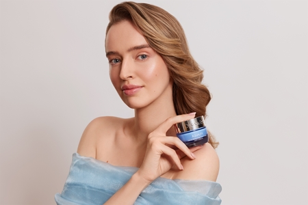 Dr Irena Eris Aquality Intense Moisturizing Youth Cream Light Formula intensive moisturising cream with rejuvenating effect