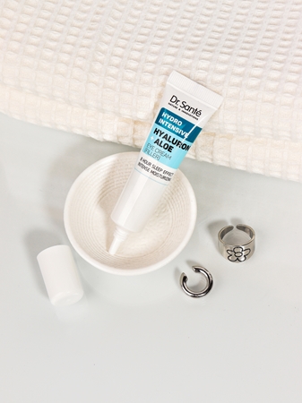 Dr. Santé Hydro Intensive Hyaluron + Aloe cremă hidratantă zona ochilor