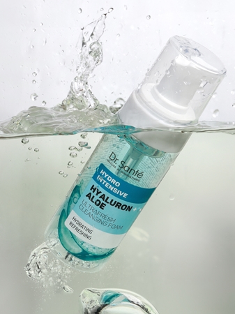 Dr. Santé Hydro Intensive Hyaluron + Aloe crema hidratanta pentru curatare pentru toate tipurile de ten