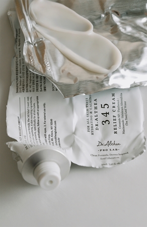 Dr. Althea 345 Relief Cream Soothing And Nourishing Cream for sensitive skin
