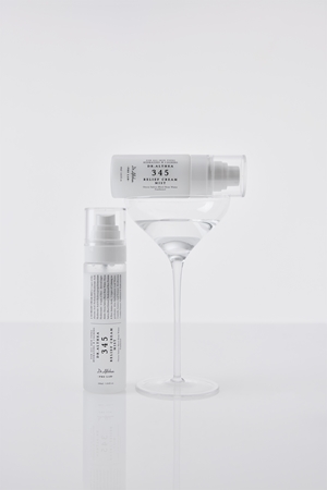Dr. Althea 345 Relief Cream Mist Moisturising and Nourishing Skin Tonic with soothing effect