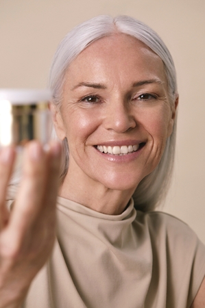 Dr. Grandel Timeless Revitalizing crème rénovatrice anti-âge pour peaux sèches