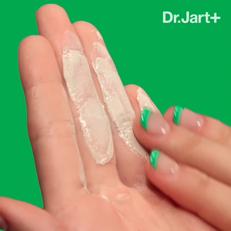 Dr. Jart+ Cicapair™ Tiger Grass Color Correcting Treatment Crema intensiva impotriva inrosirii pielii.