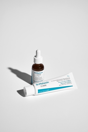 Dr. Melaxin TX Cream feuchtigkeitsspendende und aufhellende Gesichtscreme zur Kräftigung der Hautbarriere