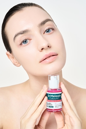 Dr. Melaxin Cyano Pink Spicule Serum ujędrniające serum do twarzy przeciw oznakom starzenia
