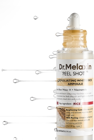 Dr. Melaxin Peel Shot Exfoliating White Rice Ampoule serum peelingujące o działaniu złuszczającym dla efektu rozjaśnienia i wygładzenia skóry