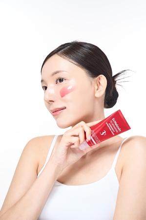 Dr. Melaxin TX Astaxanthin Overnight Wrapping Mask łagodząca maseczka na noc do ujednolicenia kolorytu skóry