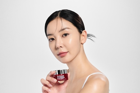 Dr. Melaxin TX Astaxanthin Triple Brightening Jelly Serum serum rozświetlające do ujednolicenia kolorytu skóry