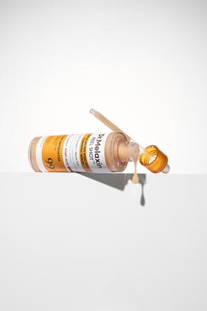 Dr. Melaxin Peel Shot Exfoliating Kojic Acid Turmeric Serum Peeling-Serum gegen dunkle Flecken