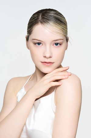 Dr. Melaxin Cactox Pore Relief Dual Capsule Cream krem nawilżający do wygładzenia skóry i zmniejszenia porów