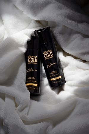 Dripping Gold Luxury Tanning Lotion latte autoabbronzante idratante per abbronzatura intensa