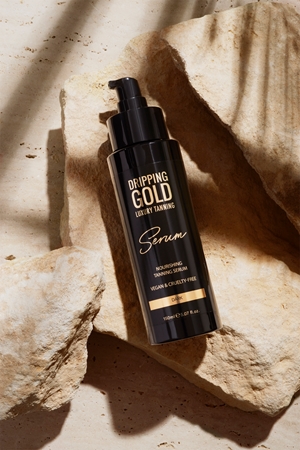 Dripping Gold Luxury Tanning Serum itseruskettava tuote vartalolle ja kasvoille
