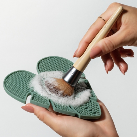 EcoTools Makeup Brush Cleansing Pad čisticí podložka na štětce