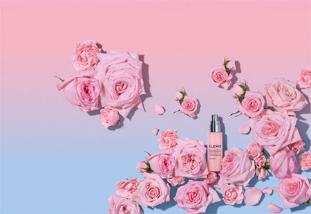 Elemis Pro-Collagen Rose Hydro-Mist moisturising mist with a brightening effect