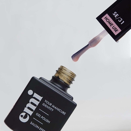 emi E.Milac Salon Effect verniz para unhas de gel com lampadas UV/LED