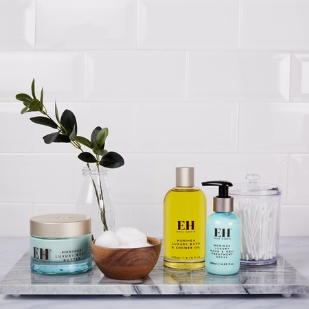 Emma Hardie Amazing Body Moringa Luxury Hand & Nail Treatment Crema Ringiovanente E Protettiva per mani, unghie e cuticole