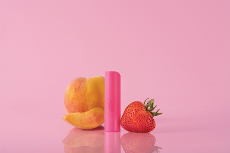 EOS Strawberry Peach baume à lèvres au beurre de karité