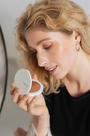 Ere Perez Rice bronzer duo