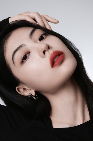 espoir The Sleek Lipstick Cream Matte Creamy Lipstick with matt effect