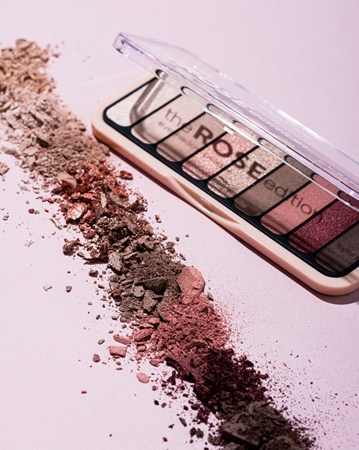 essence The Rose Edition Παλέτα σκιών για τα μάτια
