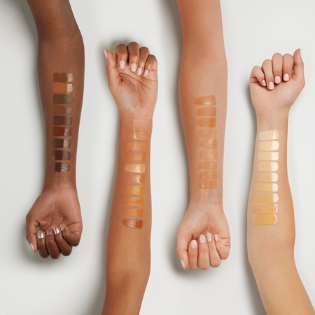 essence Pretty Natural Hydratisierendes Make Up