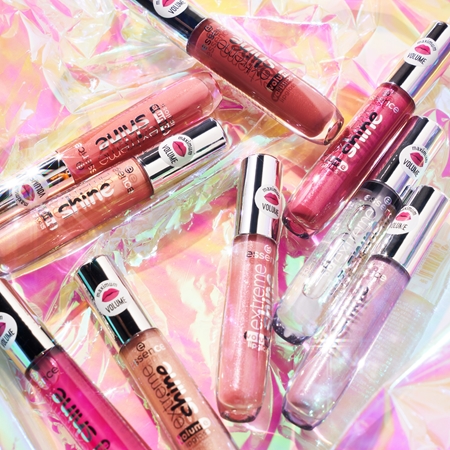 essence Extreme Shine Täidlasemaks muutev huuleläige