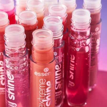 essence Extreme Shine Täidlasemaks muutev huuleläige