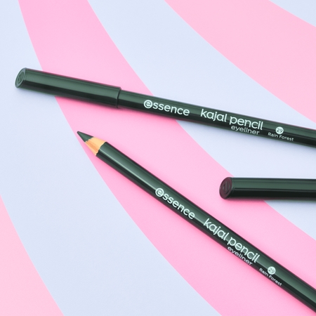 essence Kajal Pencil matita per gli occhi di kajal