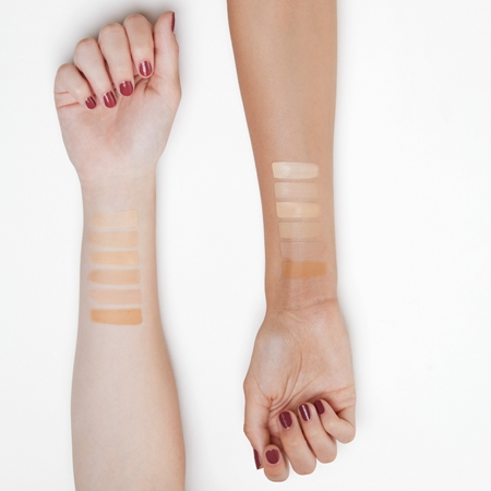 essence Fresh & Fit Flüssiges Make Up