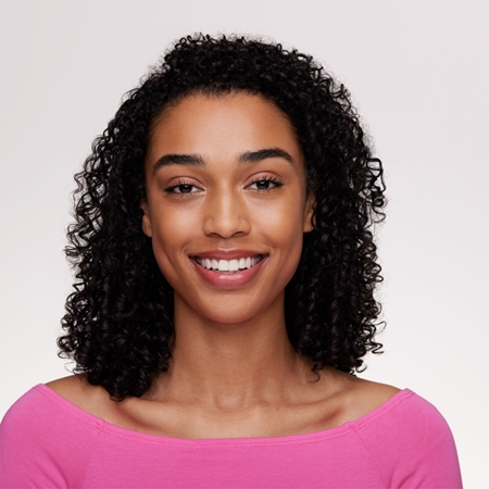 essence Volumizing Collagen bálsamo labial com efeito aumentador