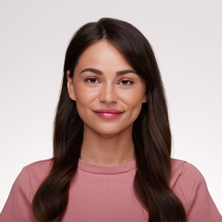essence Peppermint Glow bálsamo labial com hortelã-pimenta