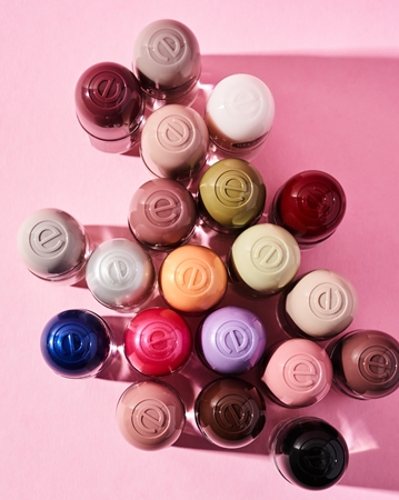 essence Colour Shield top coat