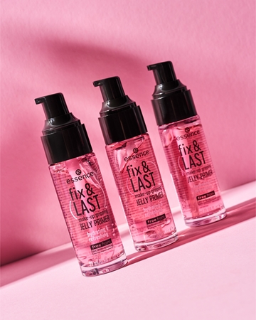 essence Fix & LAST gel pore-minimising primer