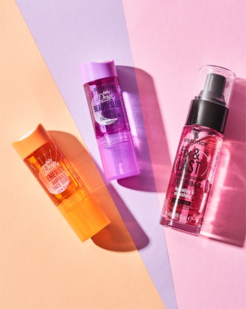 essence Fix & LAST gel pore-minimising primer
