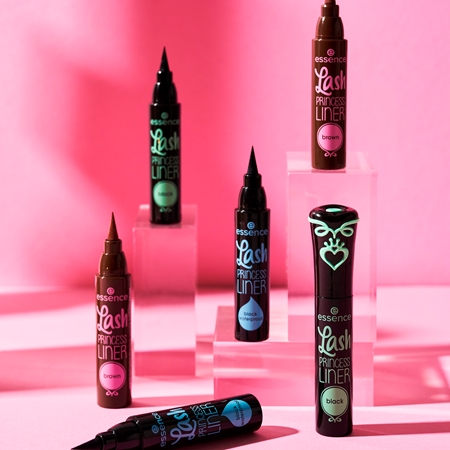 essence Lash PRINCESS eyeliner feutre