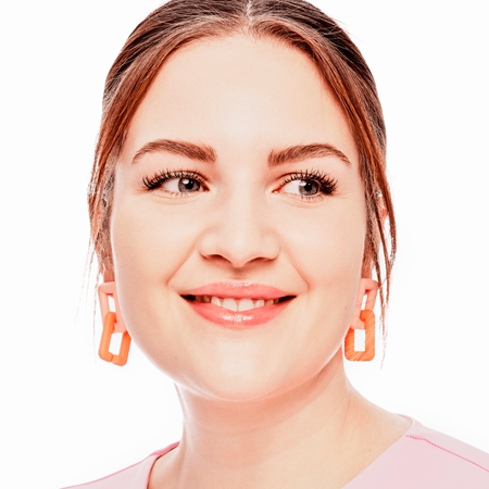 essence WOW What a Brow svinčnik za obrvi s krtačko