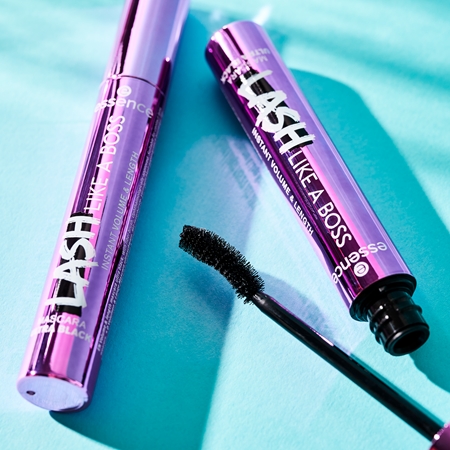 essence Lash Like a Boss maskara za volumen, dolžino in ločevanje trepalnic