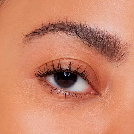 essence Lash Like a Boss maskara za volumen, dolžino in ločevanje trepalnic
