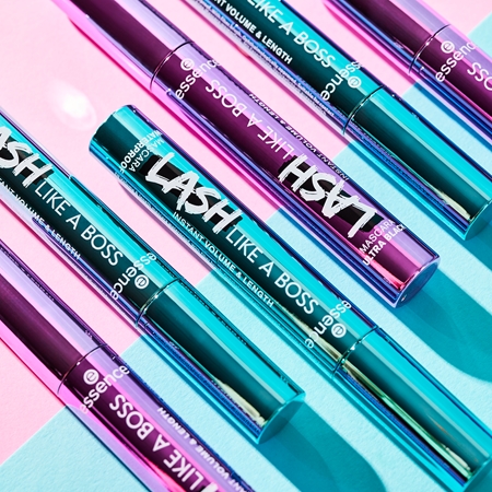 essence Lash Like a Boss μάσκαρα για επιμήκυνση και γεμάτες βλεφαρίδες αδιάβροχο