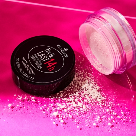 essence Fix & LAST σταθεροποιητική πούδρα
