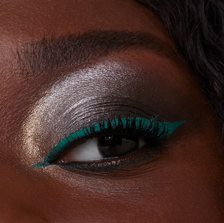 essence Beauty Benzz Everyday is a MYSTERY eyeshadow palette