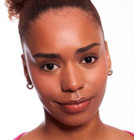 essence Juicy Bomb ajakfény