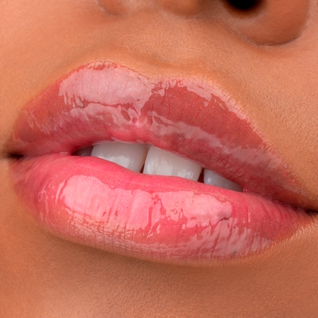 essence Juicy Bomb sjajilo za usne